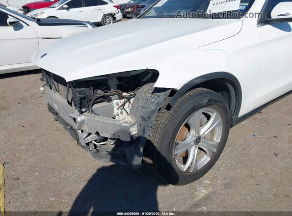 WDC0G4JB9HV005984 2017 MERCEDES-BENZ GLC 300 Белый Вид спереди