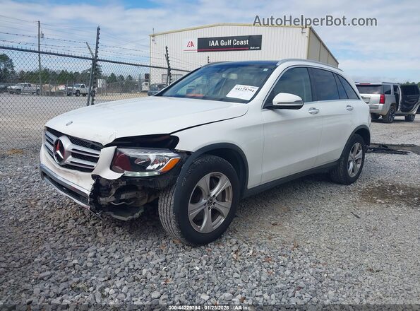 WDC0G4JBXHF221983 2017 MERCEDES-BENZ GLC 300 Белый Передняя левая четверть