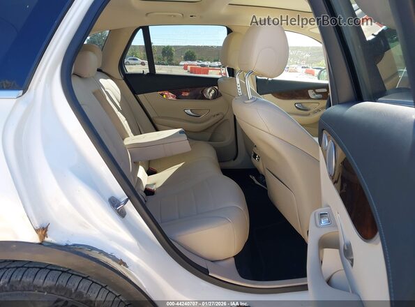 WDC0G4KB0KF544364 2019 MERCEDES-BENZ GLC 300 White Widok naklejki z numerem VIN