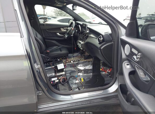 WDC0G4KB3JV044526 2018 MERCEDES-BENZ GLC 300 Серый Вид салона спереди