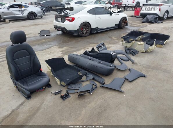 WDC0G4KB3JV044526 2018 MERCEDES-BENZ GLC 300 Серый Вид щитка приборов