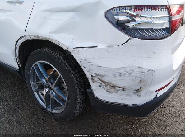 WDC0G4KB4JV061917 2018 MERCEDES-BENZ GLC 300 White Front view