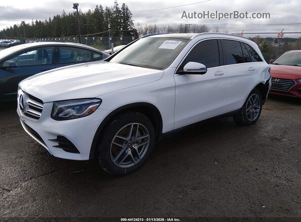 WDC0G4KB4JV061917 2018 MERCEDES-BENZ GLC 300 White Front left