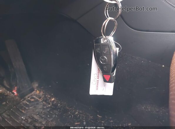 WDC0G4KB5JV113619 2018 MERCEDES-BENZ GLC 300 White 
