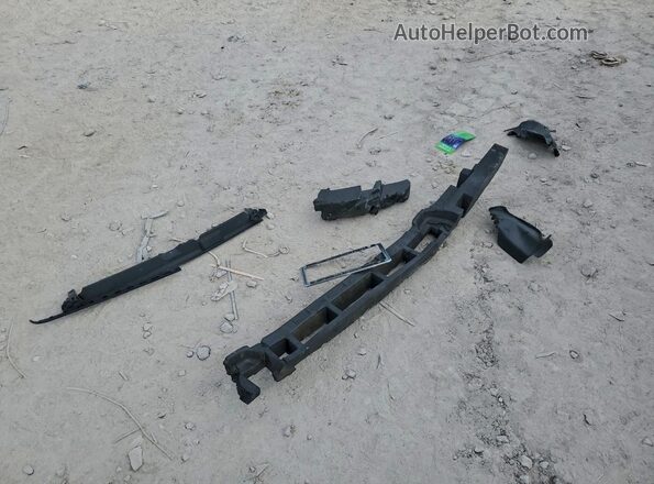 WDC0G8DB0LF704961 2020 MERCEDES-BENZ GLC-CLASS Черный Вид подкапотного пространства