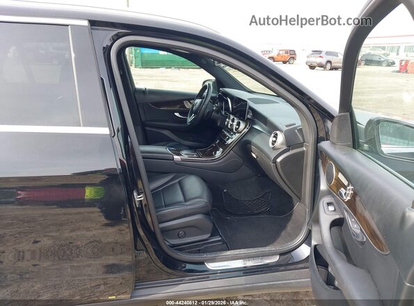 WDC0G8DB2LF699830 2020 MERCEDES-BENZ GLC 300 Черный 
