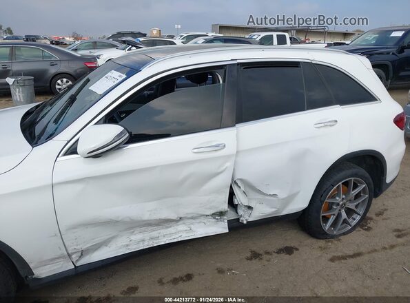 WDC0G8DB3LF752700 2020 MERCEDES-BENZ GLC 300 White 