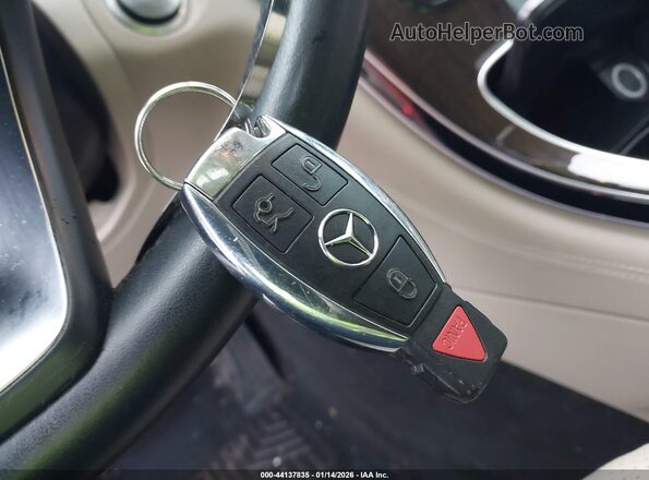 WDC0J4KB0JF326604 2018 MERCEDES-BENZ GLC 300 COUPE Red Widok deski rozdzielczej