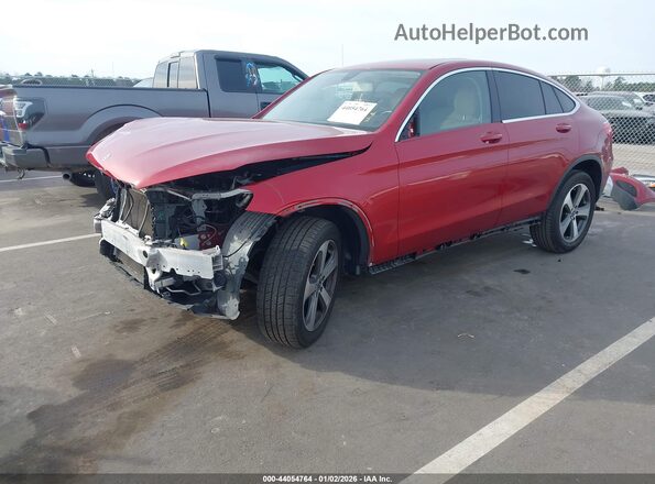WDC0J4KB3JF383881 2018 MERCEDES-BENZ GLC 300 COUPE Maroon წინა მარცხენა ხედი სამი მეოთხედიდან
