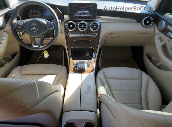 WDC0J4KB7HF187808 2017 MERCEDES-BENZ GLC-CLASS Черный Вид панели приборов