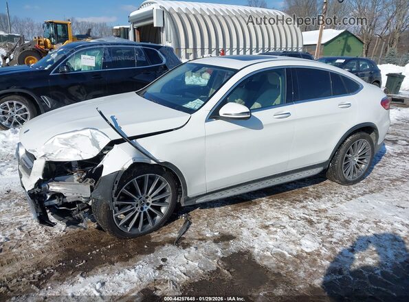 WDC0J4KB7HF250373 2017 MERCEDES-BENZ GLC 300 COUPE White Przód lewy