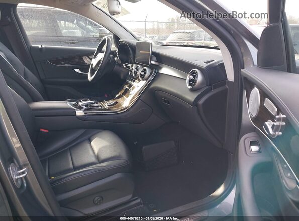 WDC0J4KB8HF290154 2017 MERCEDES-BENZ GLC 300 COUPE Gray წინა სალონის ხედი