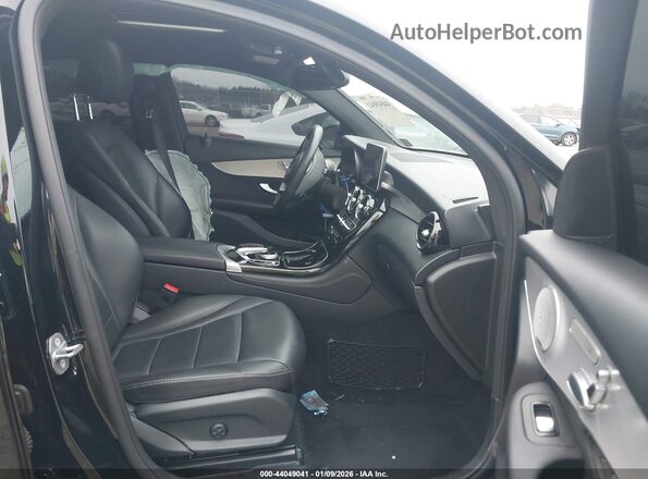 WDC0J4KB8KF574682 2019 MERCEDES-BENZ GLC 300 COUPE Black Widok wnętrza z przodu