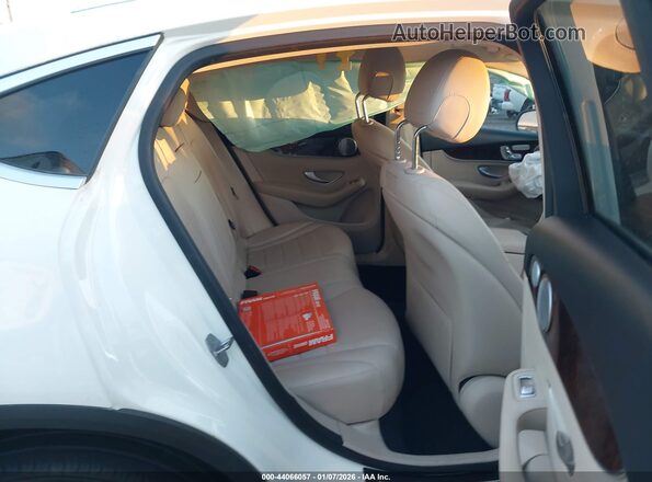 WDC0J4KB9KF512692 2019 MERCEDES-BENZ GLC 300 COUPE White VIN კოდის სტიკერის ხედი