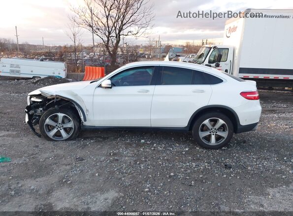 WDC0J4KB9KF512692 2019 MERCEDES-BENZ GLC 300 COUPE White უკანა სალონის ხედი