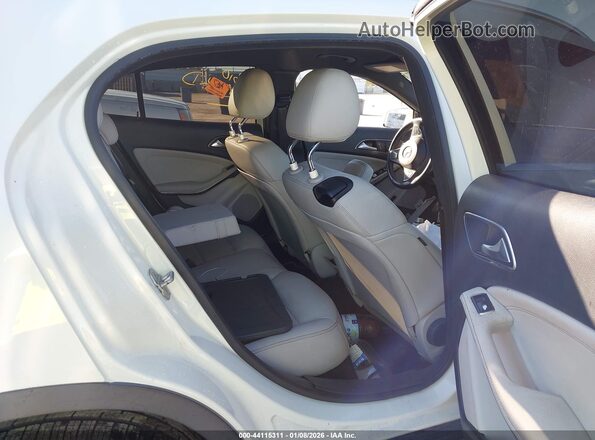 WDCTG4EB2GJ193244 2016 MERCEDES-BENZ GLA 250 White Vista de la etiqueta del VIN