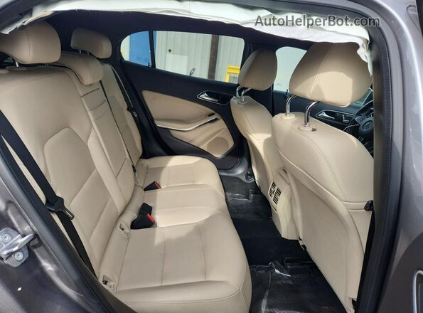 WDCTG4EB2LJ671110 2020 MERCEDES-BENZ GLA Gray უკანა სავარძლების ხედი