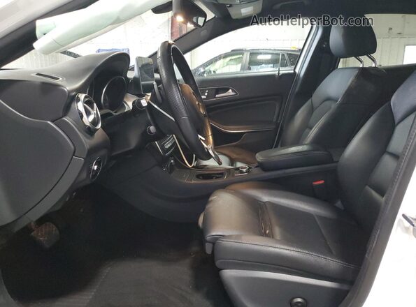 WDCTG4EB3LJ668362 2020 MERCEDES-BENZ GLA White Vista interior delantera