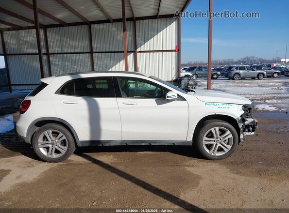 WDCTG4EB3LU024441 2020 MERCEDES-BENZ GLA 250 White Vista interior trasera
