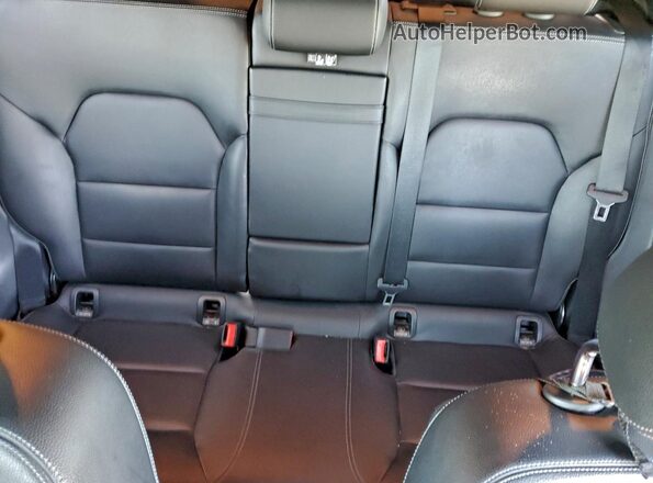 WDCTG4EB4LJ665194 2020 MERCEDES-BENZ GLA Gray Widok tylnych siedzeń
