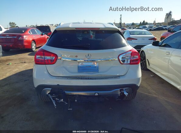 WDCTG4EB5JJ446998 2018 MERCEDES-BENZ GLA 250 White 
