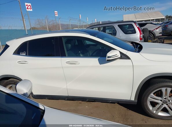 WDCTG4EB5JJ446998 2018 MERCEDES-BENZ GLA 250 White 