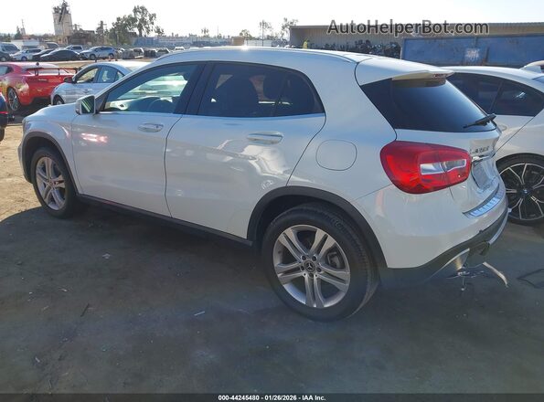 WDCTG4EB5JJ446998 2018 MERCEDES-BENZ GLA 250 White 