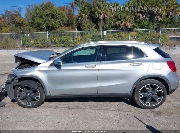 WDCTG4EB6KJ552037 2019 MERCEDES-BENZ GLA 250 Silver 360 interior view