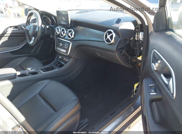 WDCTG4EB9LJ650321 2020 MERCEDES-BENZ GLA 250 Gray 