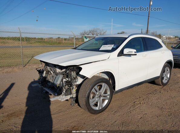 WDCTG4EB9LU022869 2020 MERCEDES-BENZ GLA 250 Белый Передняя левая четверть