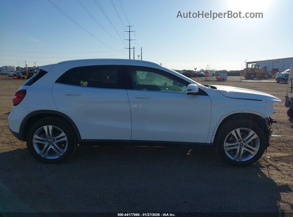 WDCTG4EB9LU022869 2020 MERCEDES-BENZ GLA 250 Белый Панорамный вид салона 360°