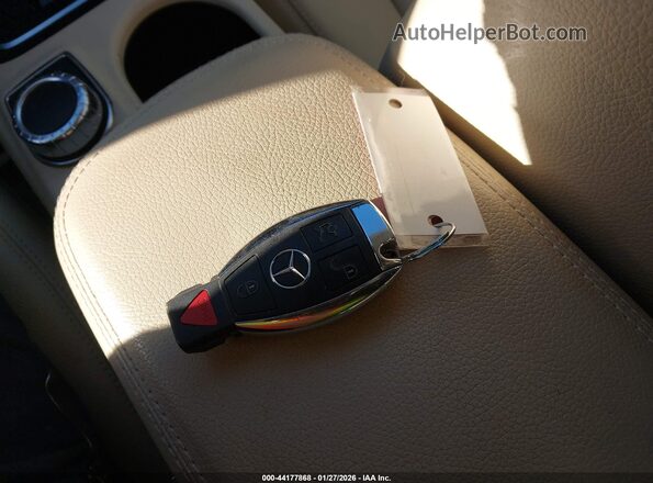 WDCTG4EB9LU022869 2020 MERCEDES-BENZ GLA 250 Белый Вид панели приборов