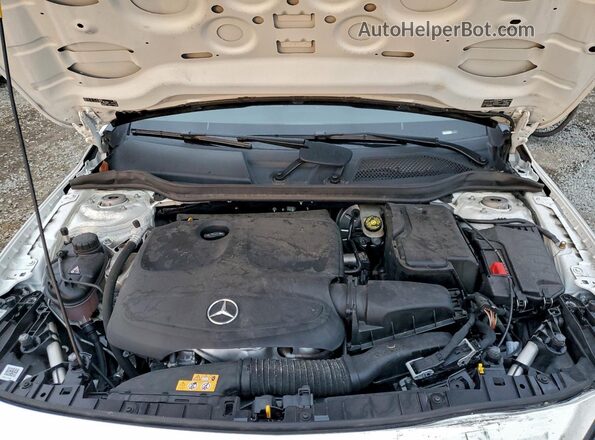 WDCTG4GB2LU027411 2020 MERCEDES-BENZ GLA White Widok komory silnika