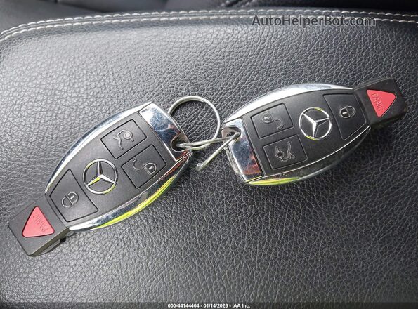 WDCTG4GB4KU009247 2019 MERCEDES-BENZ GLA 250 White წინა პანელის ხედი