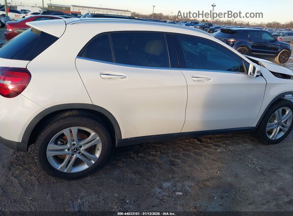WDCTG4GB5KU016367 2019 MERCEDES-BENZ GLA 250 White Vista interior de 360 grados