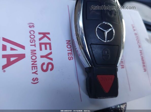 WDCTG4GB5KU016367 2019 MERCEDES-BENZ GLA 250 White Vista del salpicadero