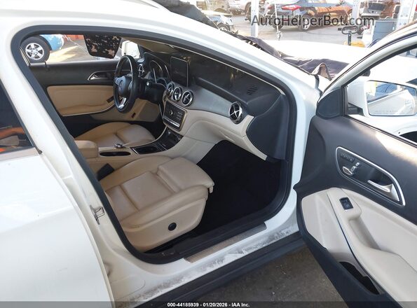 WDCTG4GB7LU027632 2020 MERCEDES-BENZ GLA 250 White Widok wnętrza z przodu