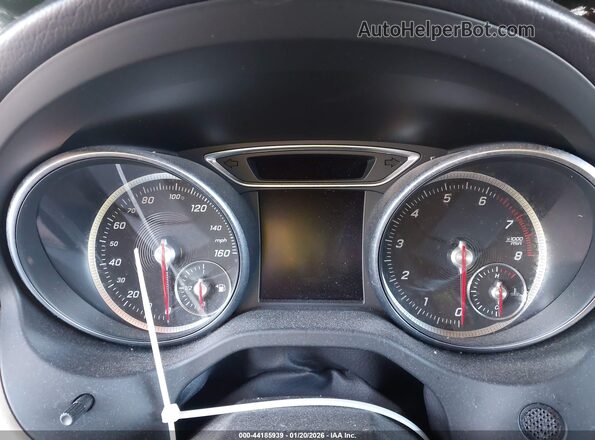 WDCTG4GB7LU027632 2020 MERCEDES-BENZ GLA 250 White Widok tylnych siedzeń