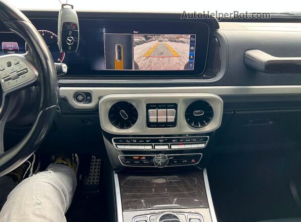 WDCYC6BJ0KX301360 2019 MERCEDES-BENZ G-CLASS Black ხელსაწყოთა პანელის ხედი