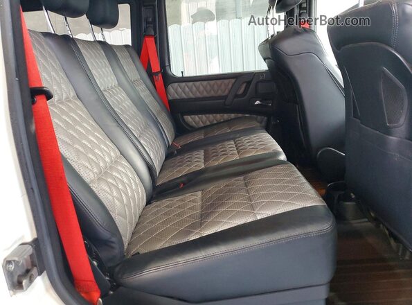 WDCYC7DH1JX286480 2018 MERCEDES-BENZ G-CLASS White Vista interior trasera