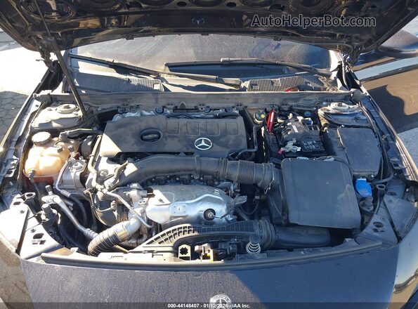 WDD3G4EB0LW038863 2020 MERCEDES-BENZ A 220 Black Հետևի տեսք