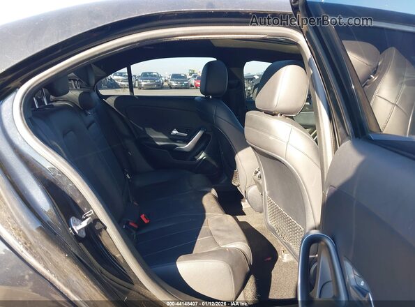 WDD3G4EB0LW038863 2020 MERCEDES-BENZ A 220 Black VIN կոդի պիտակի տեսք