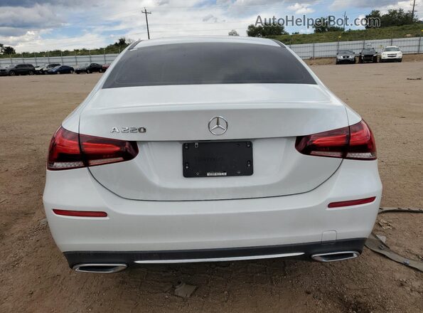 WDD3G4EB3KW020260 2019 MERCEDES-BENZ A White Vista trasera