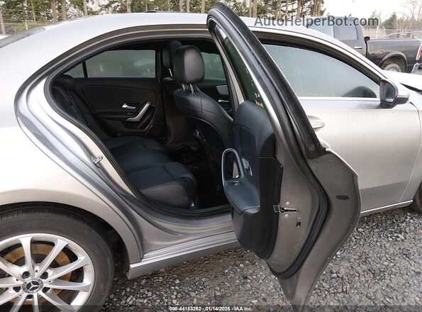 WDD3G4EB4LW039398 2020 MERCEDES-BENZ A 220 Silver VIN կոդի պիտակի տեսք