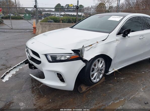 WDD3G4EB8LW038108 2020 MERCEDES-BENZ A 220 White Vista frontal