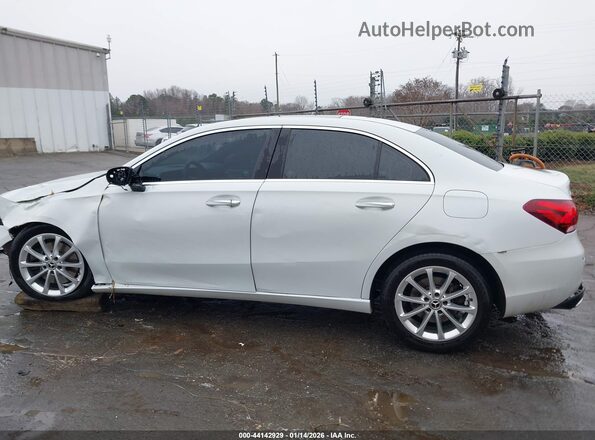 WDD3G4EB8LW038108 2020 MERCEDES-BENZ A 220 White Vista interior de 360 grados