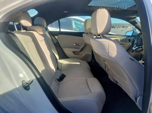 WDD3G4EBXKW012916 2019 MERCEDES-BENZ A-CLASS White 
