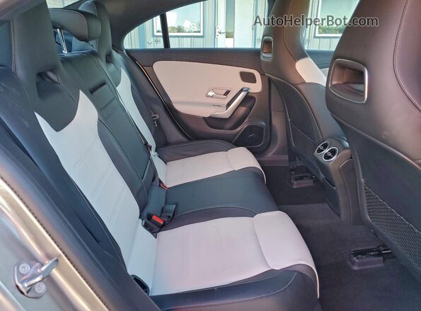 WDD5J5BBXLN059228 2020 MERCEDES-BENZ CLA-CLASS Gray Vista de los asientos traseros