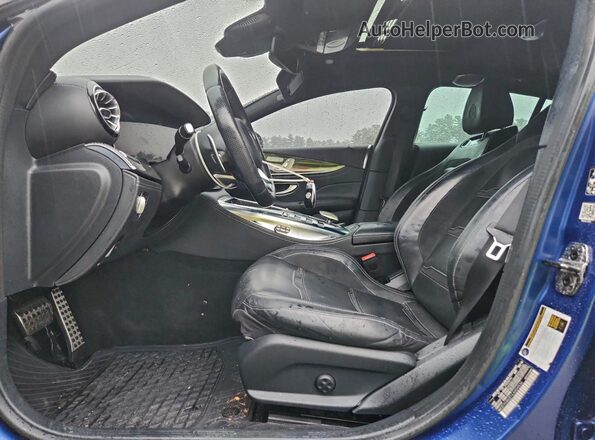 WDD7X8KB1KA004536 2019 MERCEDES-BENZ AMG Синий Вид салона спереди