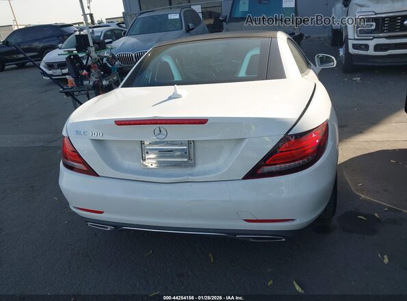 WDDPK3JA0HF128044 2017 MERCEDES-BENZ SLC 300 Белый 